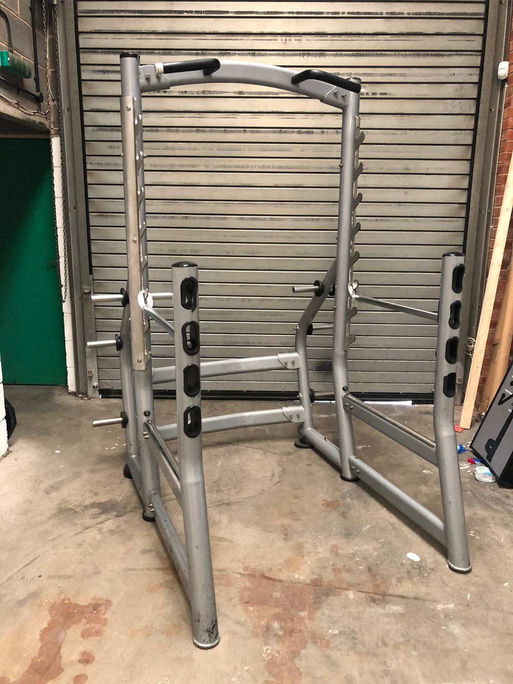 Rack à squat olympique MATRIX