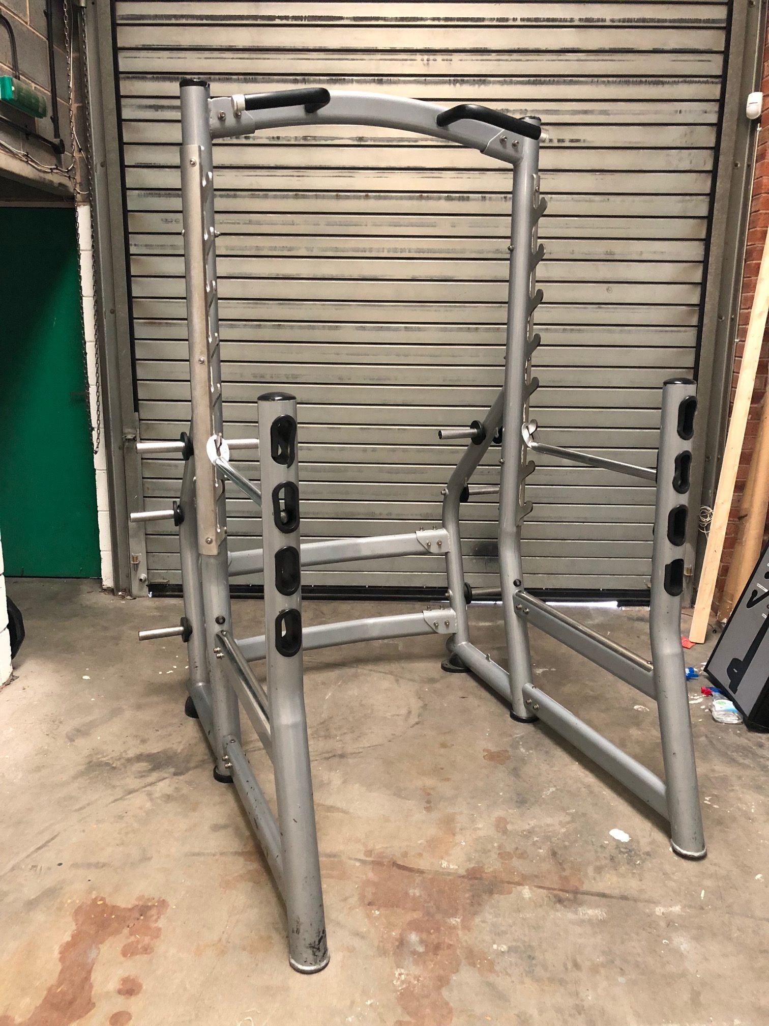 Rack à squat olympique MATRIX